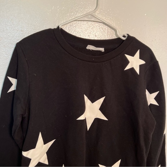Zenana Star Print Hi-Low Sweatshirt Black White - Picture 3 of 11